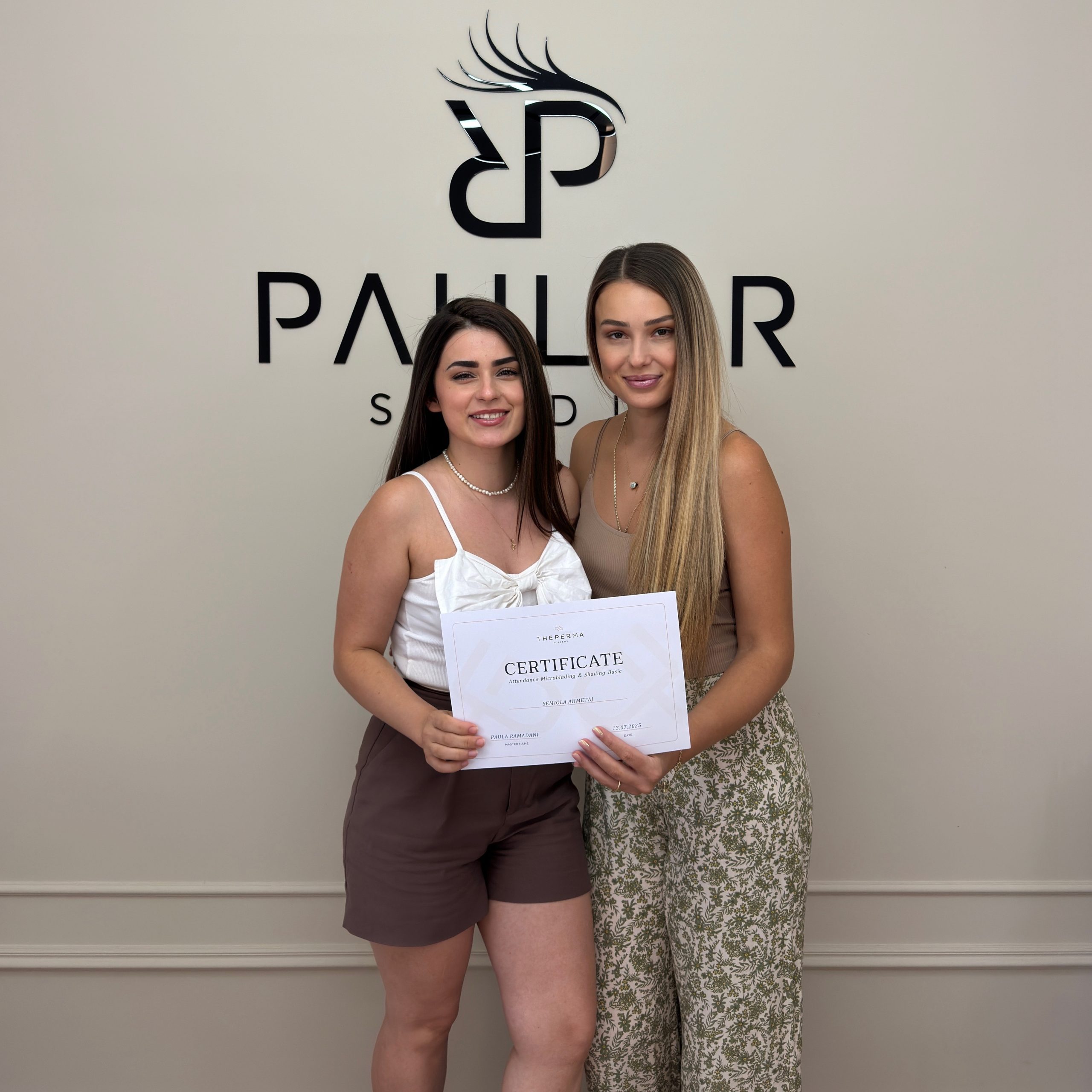 3D77A408-7E9D-4F7D-8383-492B954103B2